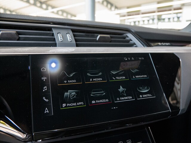 Audi Q8 e-tron 50 Quattro S-Line