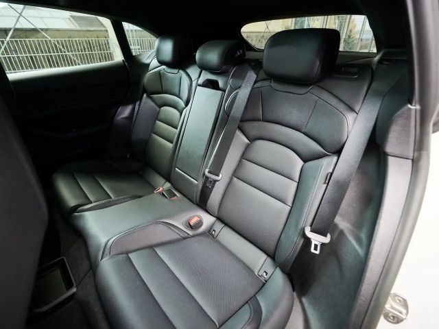 Porsche Taycan Sport Turismo