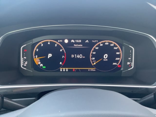 Volkswagen Tiguan 2.0 TSI DSG