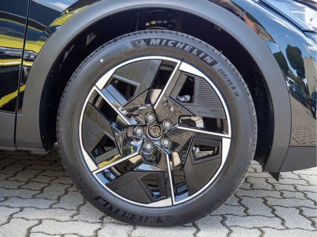 Peugeot 408 GT-Line Hybrid