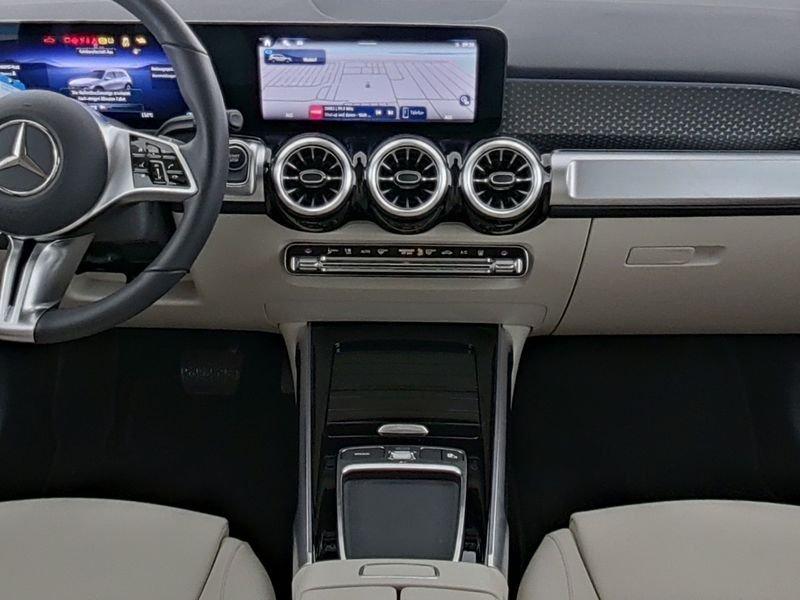 Mercedes-Benz EQB 300 4MATIC Progressive