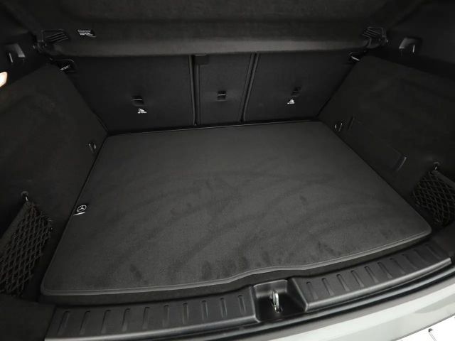 Mercedes-Benz GLA 200 AMG Line