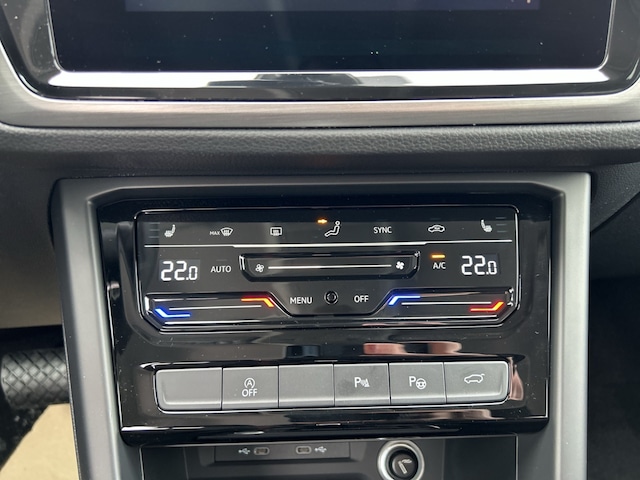 Volkswagen Touran 1.5 TSI DSG R-Line