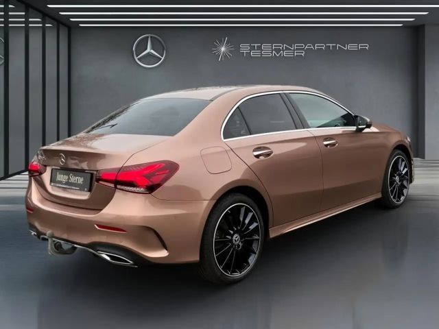 Mercedes-Benz A 250 A 250 e AMG Line