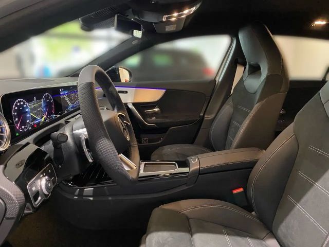 Mercedes-Benz A 200 AMG Line