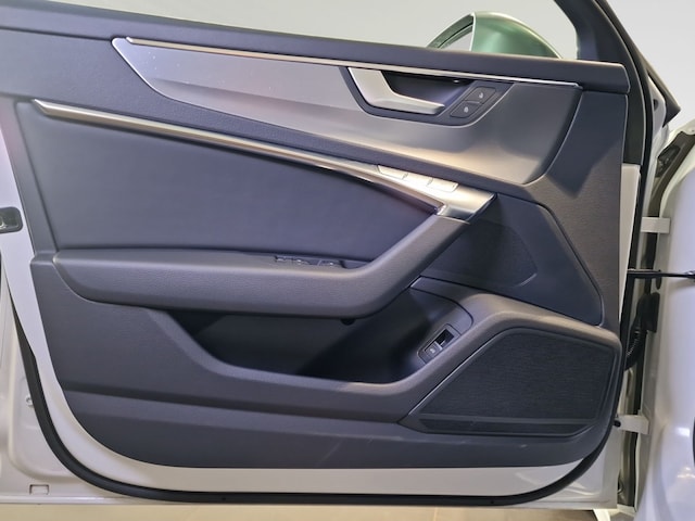 Audi S6 Avant Quattro