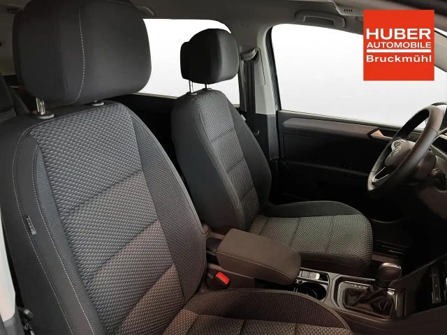 Volkswagen Touran DSG Plus