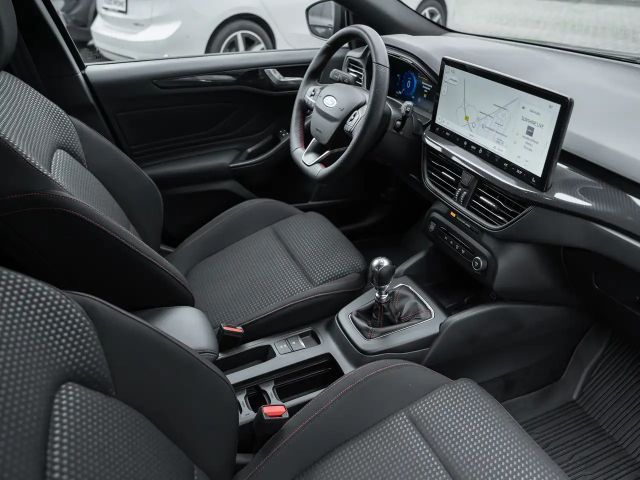 Ford Focus EcoBoost ST Line