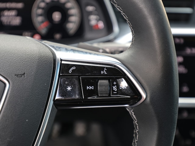 Audi A6 40 TDI Avant S-Tronic