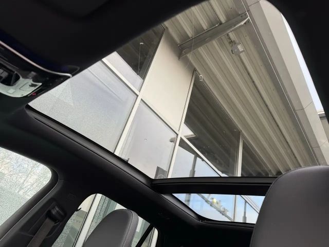 Mercedes-Benz EQE SUV 300