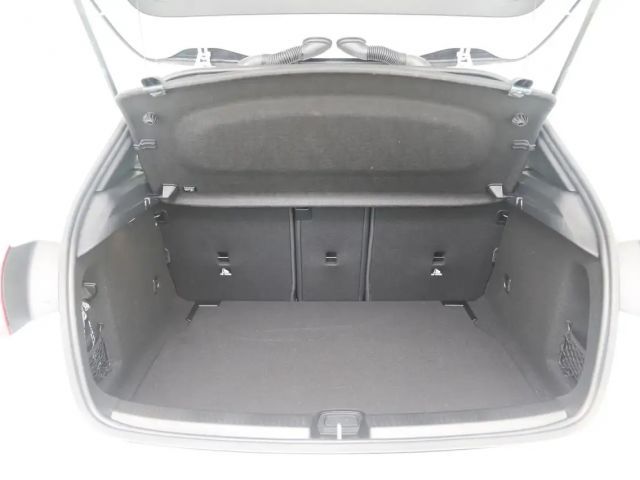 Mercedes-Benz A 180 A 180 d Progressive