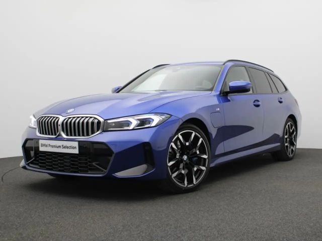 BMW 330 FACELIFT 2 - PANODAK - HIFI