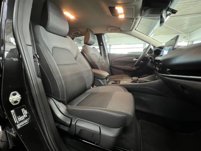 Nissan Qashqai 1.3 Connecta LED+KEYLESS+360°+ACC+VC.