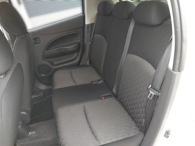 Mitsubishi Space Star CVT Invite MIVEC Star