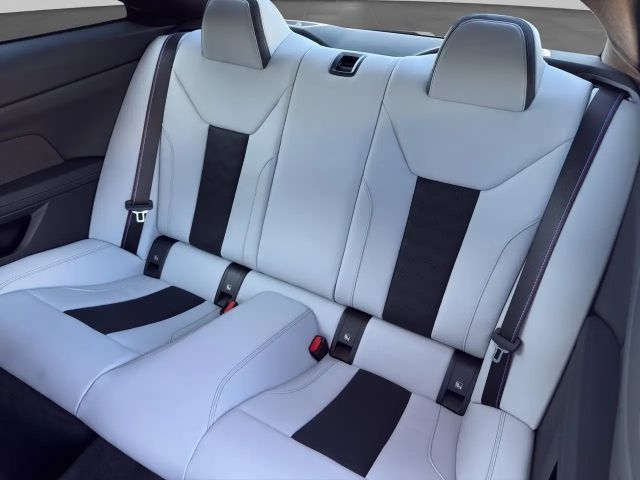 BMW M4 Competition Coupé Drive pro