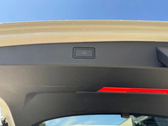 Volkswagen Tiguan 1.5 eTSI R-Line