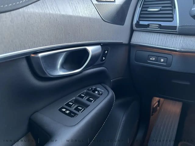 Volvo XC90 AWD Dark T8 Ultimate