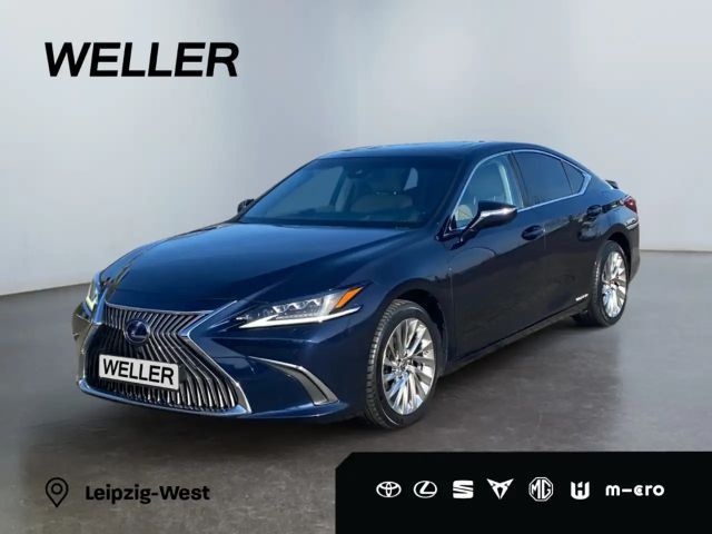 Lexus ES Luxury Line