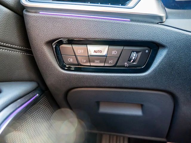 BMW 320 Sedan xDrive