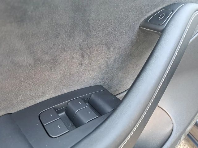 Tesla Model 3 AWD Long Range