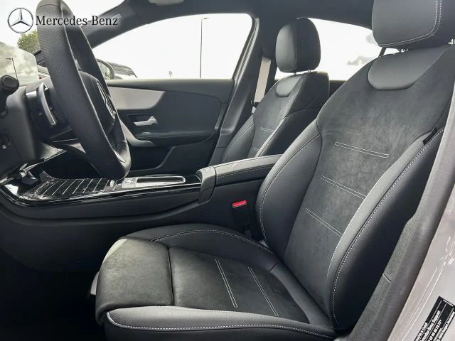 Mercedes-Benz A 200 AMG Line