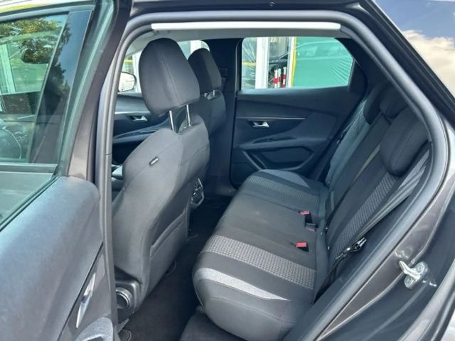 Peugeot 3008 Active Pack EAT8 PureTech