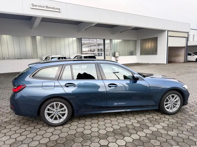 BMW 318 318i Touring