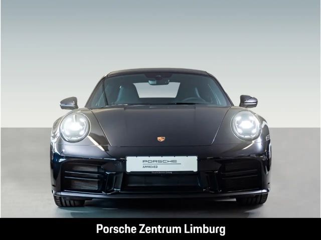 Porsche 992 Carrera Coupé