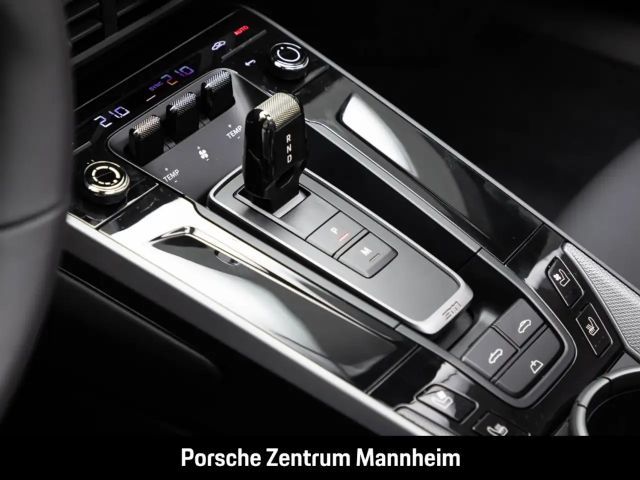 Porsche 992 Cabrio Carrera S