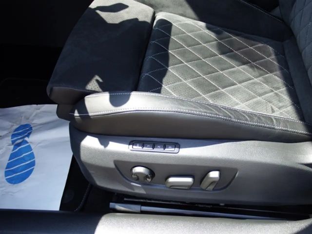 Skoda Superb 2.0 TSI Combi Sportline