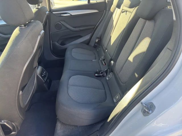 BMW X1 Advantage pakket sDrive20i