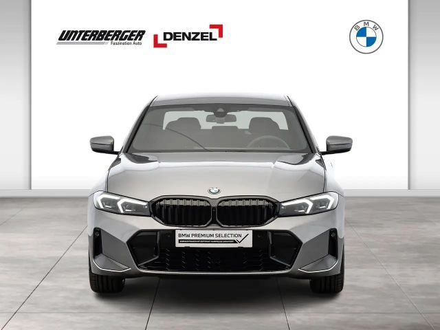 BMW 320 320d M-Sport Sedan xDrive