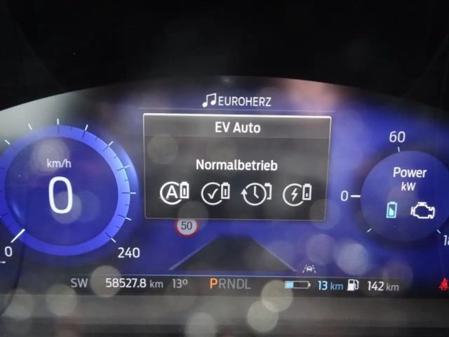 Ford Kuga Plug in Hybrid ST Line X