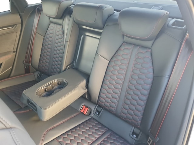 Audi RS3 Quattro S-Tronic Sedan