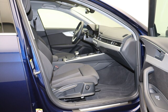 Audi A4 35 TFSI Avant S-Tronic
