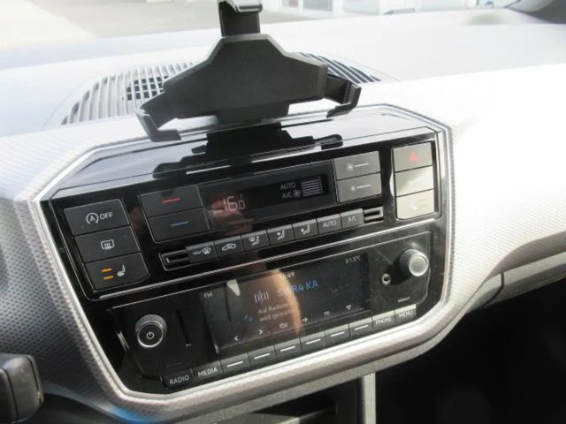 Volkswagen up! Active