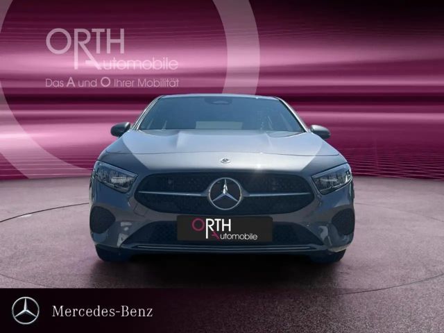 Mercedes-Benz A 180 Progressive