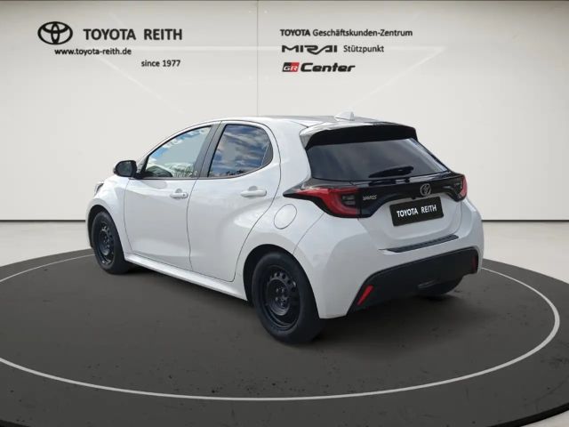 Toyota Yaris Hybride Team D