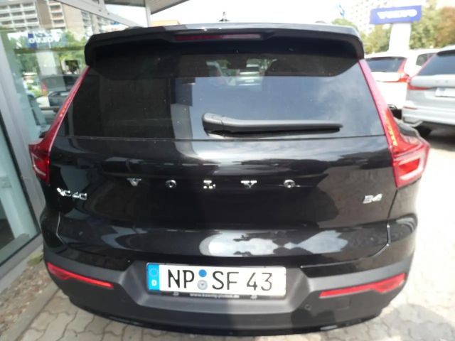 Volvo XC40 Dark Plus