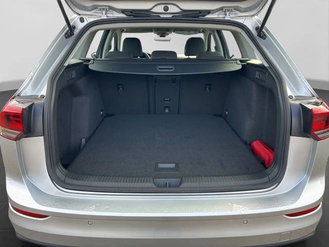 Volkswagen Golf 1.0 TSI Life Variant