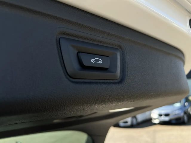 BMW 320 320d M-Sport Touring