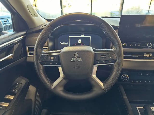 Mitsubishi Outlander Intense PHEV