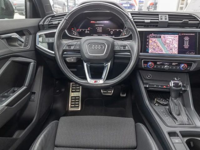 Audi Q3 35 TFSI S-Line