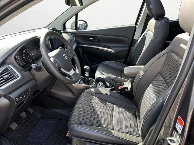 Suzuki S-Cross AllGrip Flash Hybrid