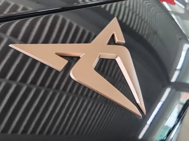 Cupra Terramar 1.5 e-Hybrid