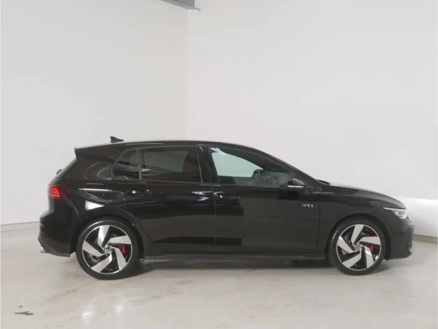Volkswagen Golf 2.0 TSI GTI Style
