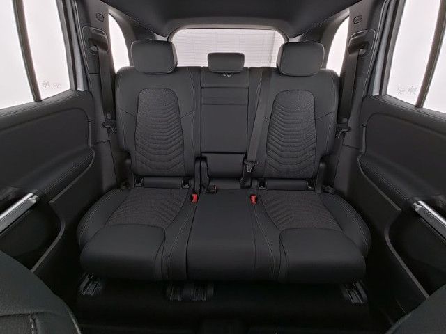 Mercedes-Benz EQB 300 4MATIC