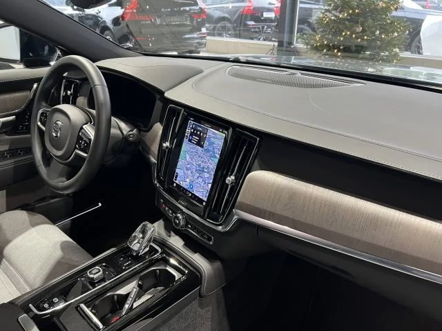 Volvo V90 AWD Dark Plus Recharge T6