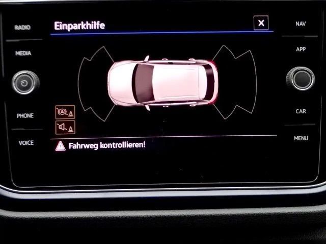 Volkswagen T-Roc UNITED NAVI+PP+KLIMAAUTO+17"+ALARM