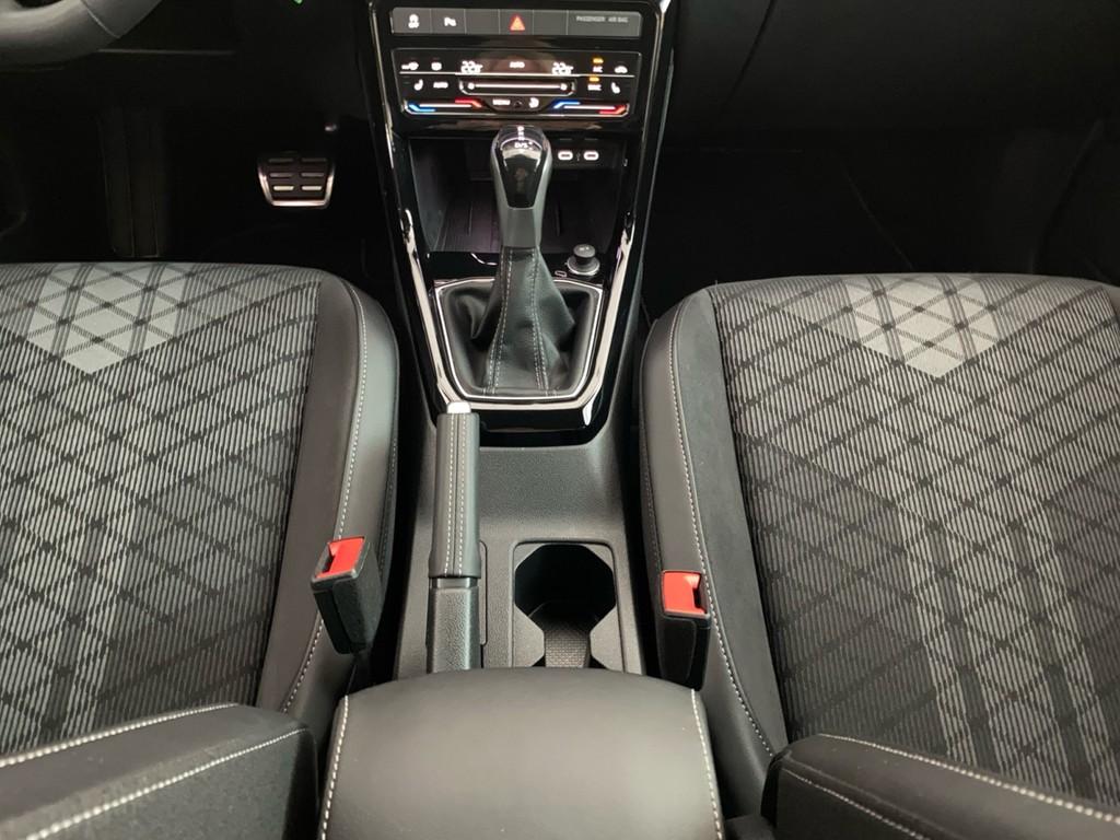 Volkswagen T-Cross 1.5 TSI DSG IQ.Drive R-Line